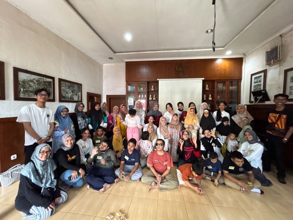 Program literasi anak difabel netra Jagat Jemari pertemuan perdana dengan relawan
