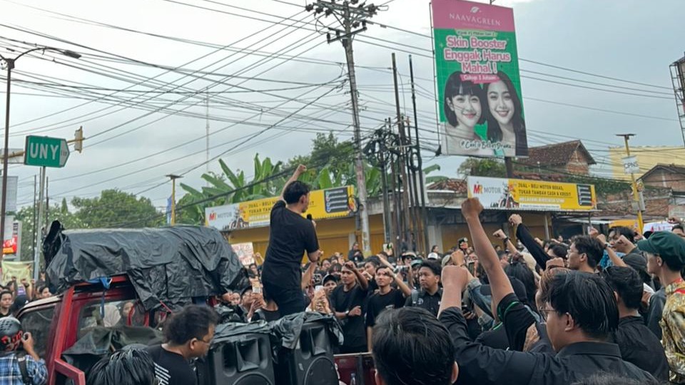 Ketika Jalanan Menjadi Ruang Belajar Demokrasi